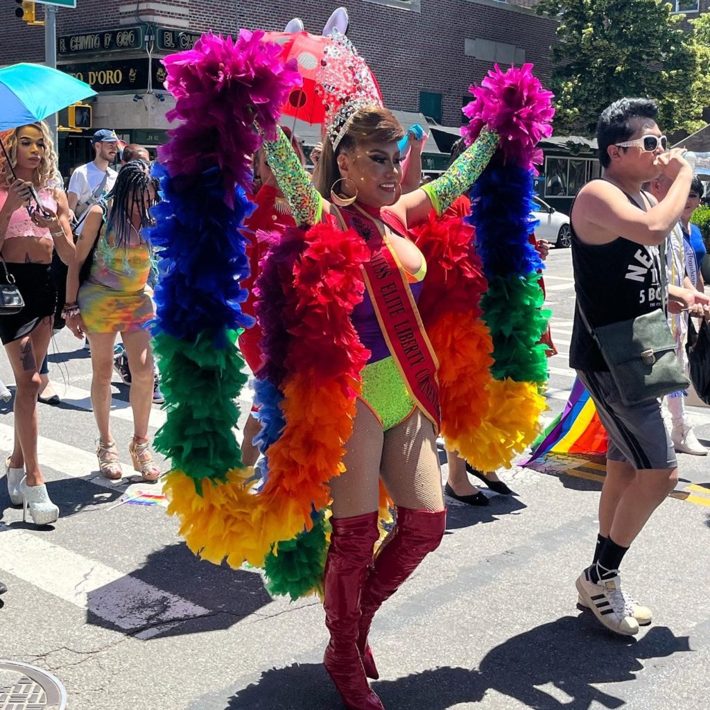 Thousands turn out for Queens Pride Queens Ledger