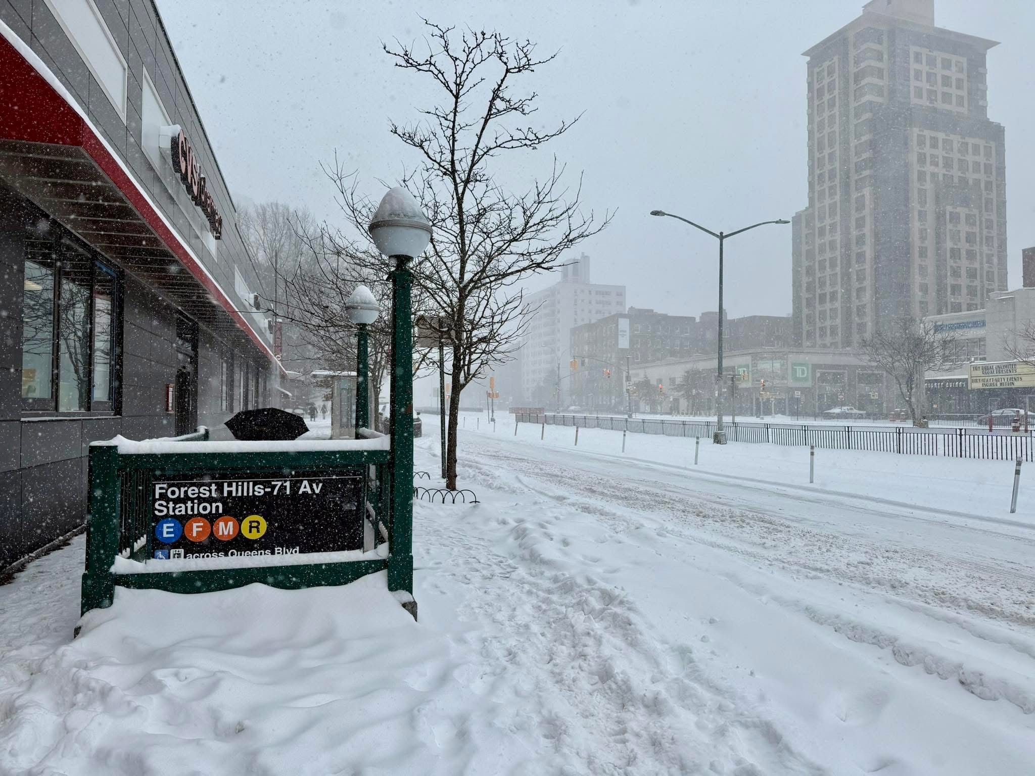 More Than a Foot of Snow Slams New York City